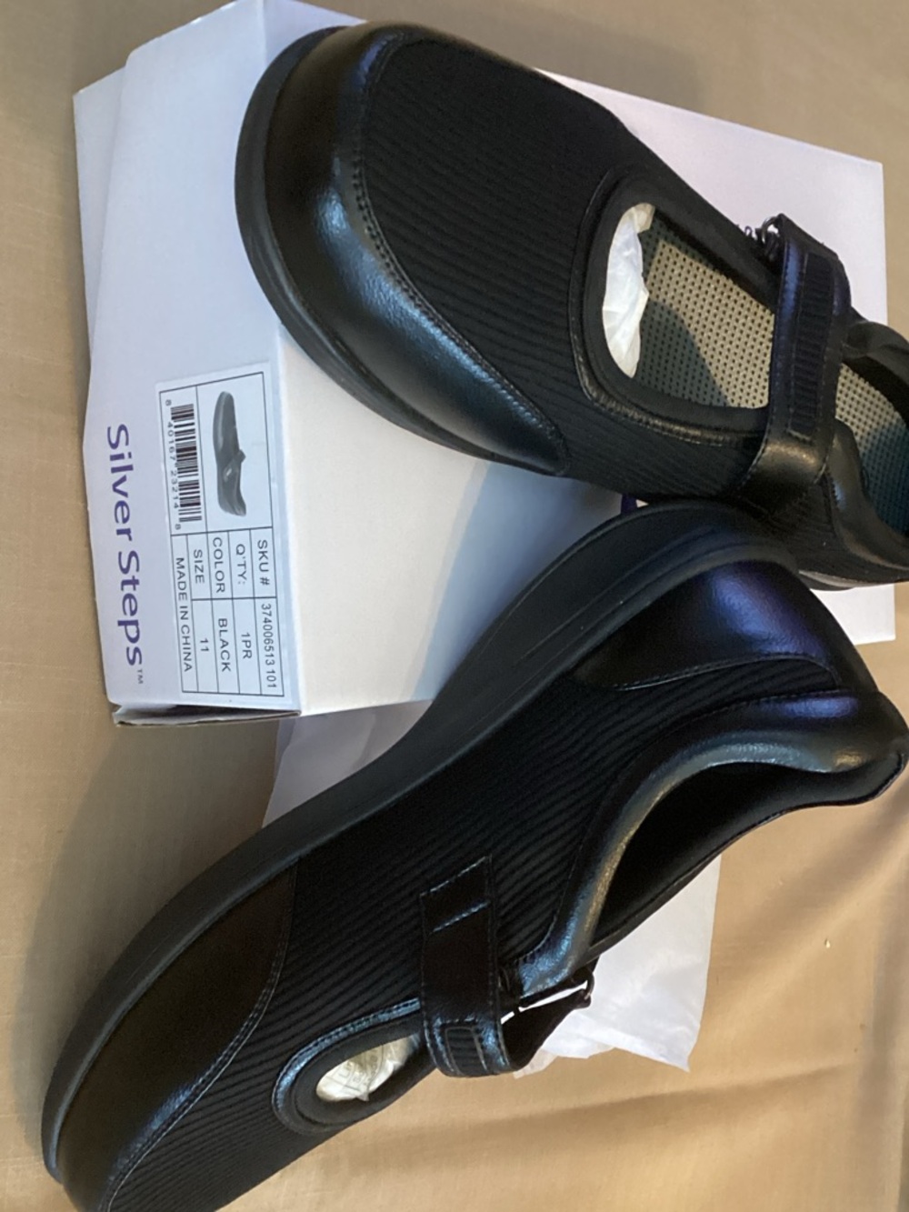 NWT Women's Black Slip-On Mary Jane Loafer